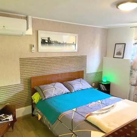 D'hotes Le Clos Du Murier Bed & Breakfast 3*