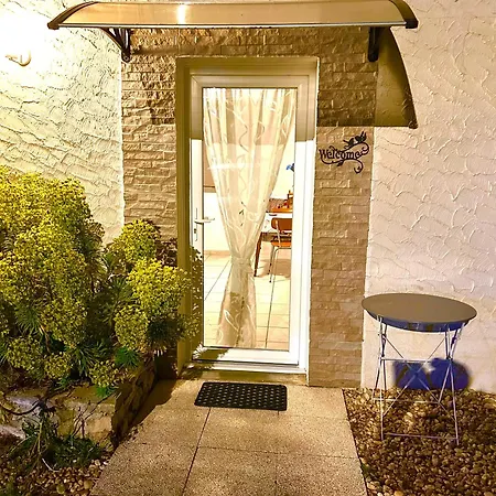 D'hotes Le Clos Du Murier Bed & Breakfast 3*