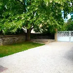 D'hotes Le Clos Du Murier Bed and Breakfast Villefranche-de-Rouergue