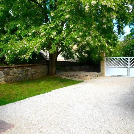 D'hotes Le Clos Du Murier فندق مبيت وإفطار فيلفرانش-دي-رويرغ