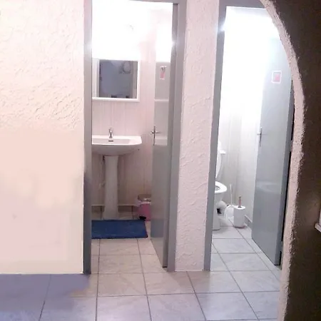 Chambres D'hotes Le Clos Du Murier Oda ve Kahvaltı *