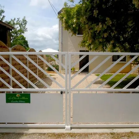 Chambres D'hotes Le Clos Du Murier Oda ve Kahvaltı *