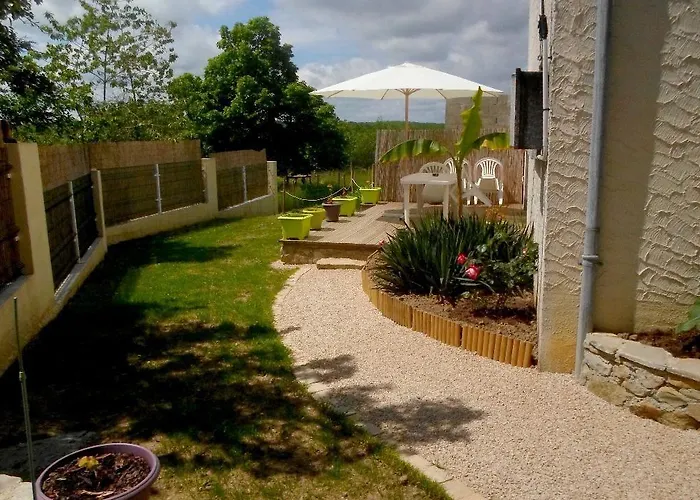 D'hotes Le Clos Du Murier Bed & Breakfast Villefranche-de-Rouergue