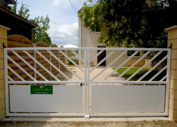 D'hotes Le Clos Du Murier 3*